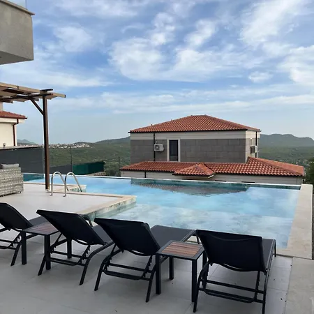Aden Villa
